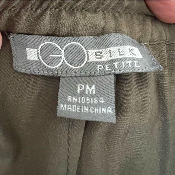 Go Silk Belted Silk Cargo Pants Olive Green - Picture 4 of 5